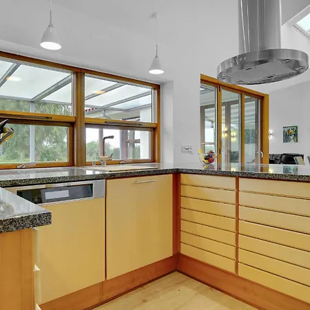 3 Bedroom Cozy In Сasa de vacaciones
