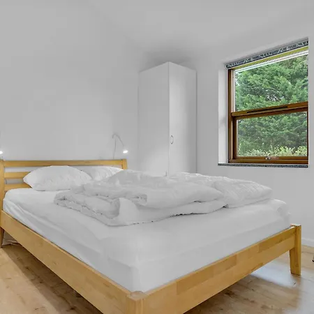 3 Bedroom Cozy In